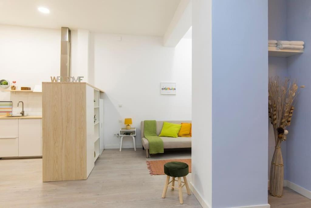 Moderno Apartamento En Casco Historico + Desayuno! Zaragoza Bagian luar foto