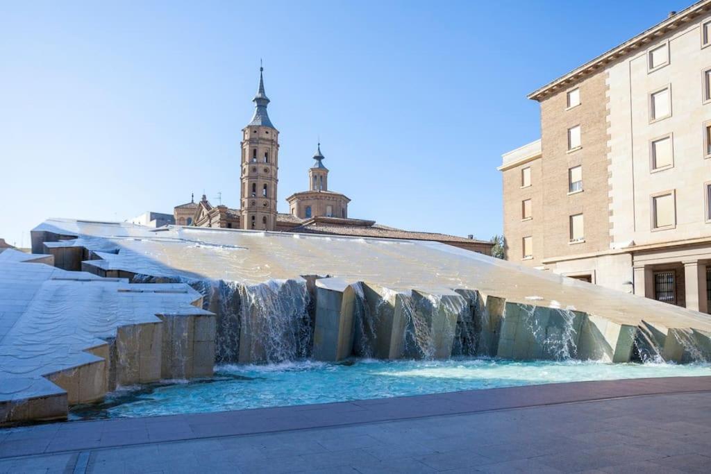 Moderno Apartamento En Casco Historico + Desayuno! Zaragoza Bagian luar foto